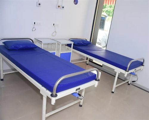Inpatient room at Bluebell Hospital